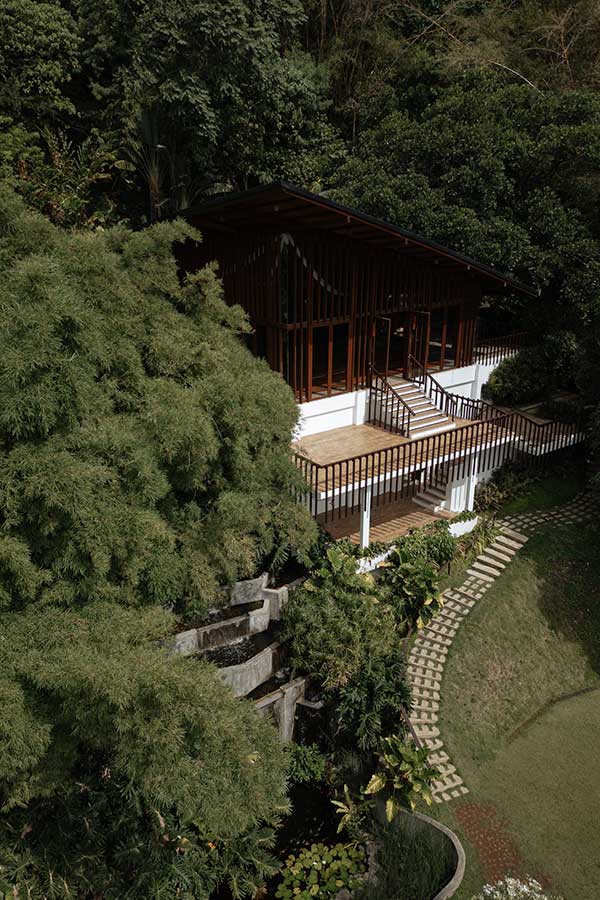 Narra Hill